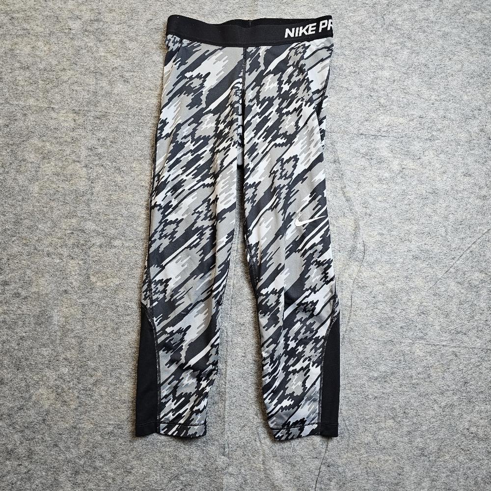 Nike Pro printed leggings cropped